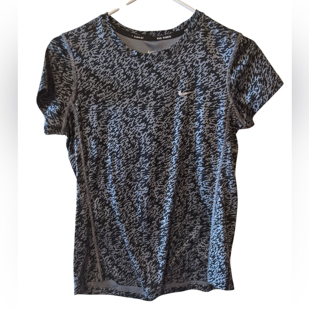 Nike Running Women's Black and Grey Short Sleeve Tee Size S
